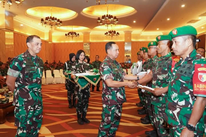 Kisah Inspiratif Jenderal TNI Agus Subiyanto: Panglima TNI Yang Tak Lupa Akar - www.tajamnews.co.id