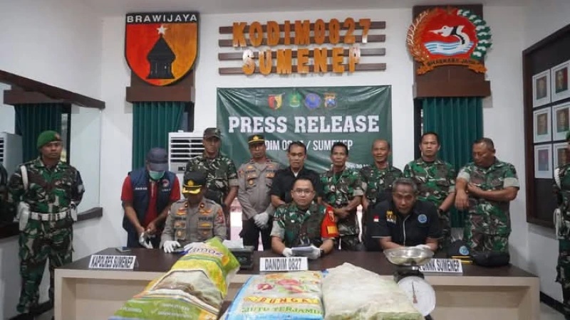 Dandim Letkol Yoyok Wahyudi Ungkap Penemuan Sabu-Sabu Seberat 35 Kilogram - www.tajamnews.co.id