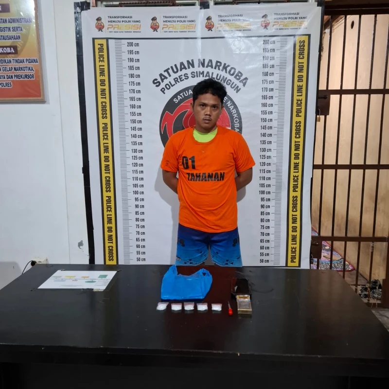 Jaringan bandar Sabu di pematang bandar berhasil di bongkar Sat narkoba Polres Simalungun. dengan barbut 25 Gram. - www.tajamnews.co.id