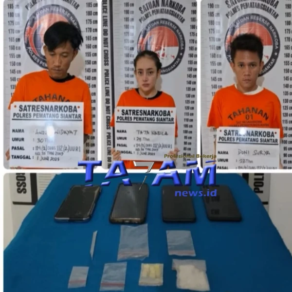 Miliki Ekstasi dan Sabu,Tiga Orang Asal Simalungun Berhasi di Ringkus Polres Pematangsianțar Dirumah - www.tajamnews.co.id