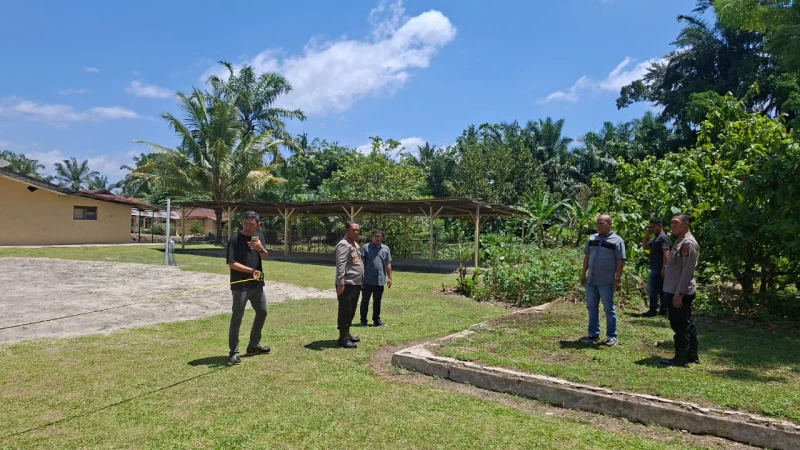 Kapolres Simalungun Tinjau lokasih Pembangunan Gedung Pelayanan Gizi Kedua, Wujudkan Program Makan Bergizi Gratis di Tanah Jawa - TajamNews