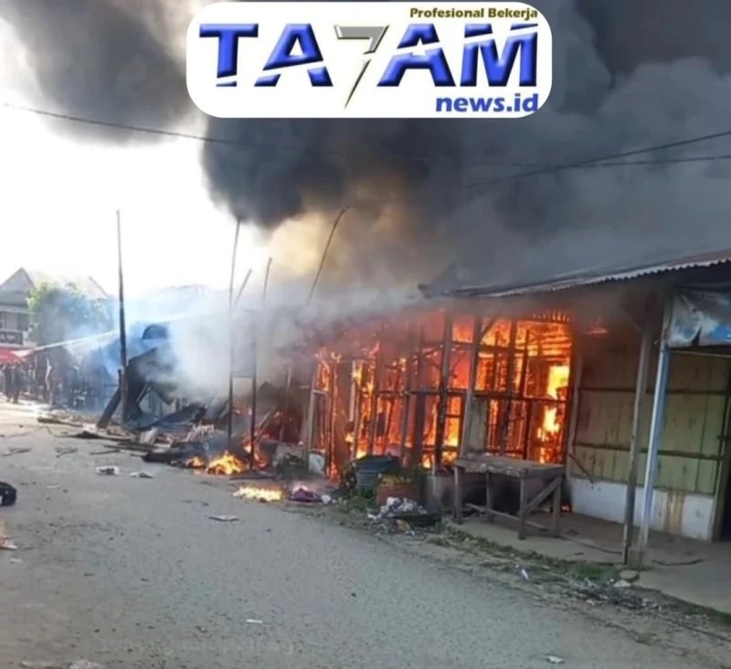 Tragedi 18 Agustus 2025: Pasar Serbelawan Hangus Dilalap Api, Ratusan Pedagang Menangis Kehilangan Mata Pencaharian - TajamNews