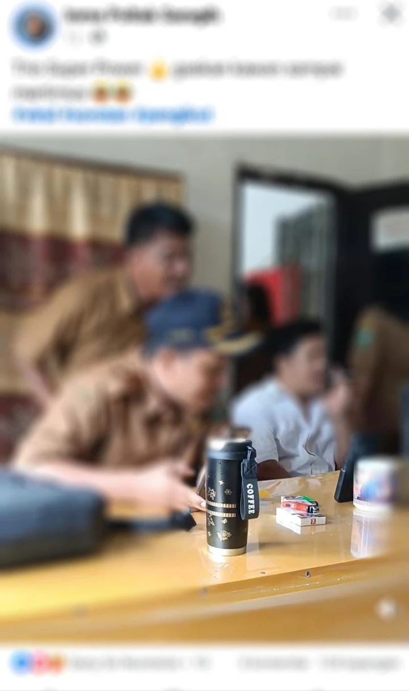 Diduga Tiga Pegawai PPPK Kantor Camat Silou Kahean 'Karaoke' Saat Jam Dinas - TajamNews