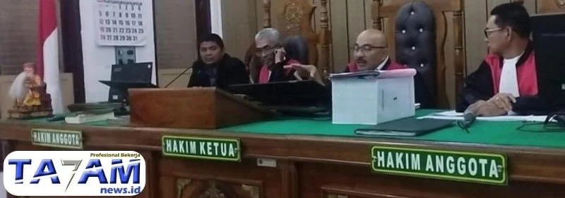 Majelis Hakim Telusuri Akar Pergub tentang Jalan: Benarkah TAPD dan Gubernur Tahu Soal Pergeseran Anggaran?” - TajamNews