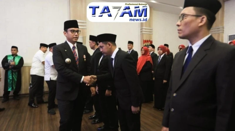 Menelisik Pesan Tegas Rico Waas: Reformasi Hati ASN di Tengah Bayang Pelanggaran Moral - TajamNews