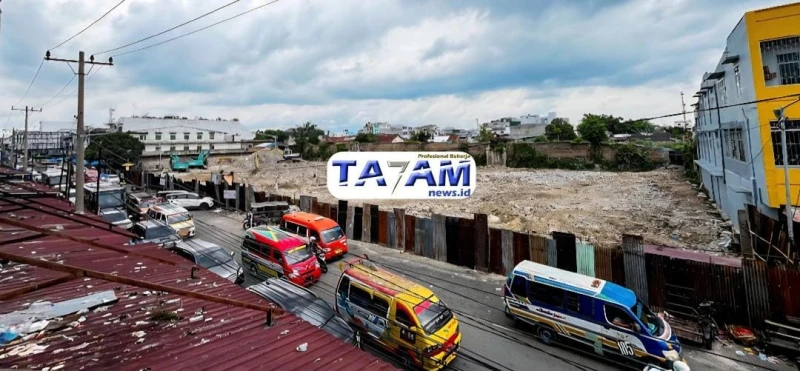 Pemko Siantar Targetkan Area Gedung 4 Pasar Horas Bersih 8 November Paska Demolisi Mendekati Final - TajamNews