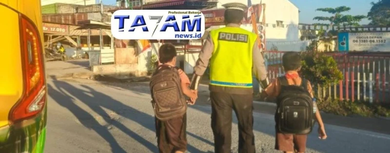 Polres Labuhan Batu Ciptakan Kamseltibcar Lantas Dengan Penjagaan Ketat di Titik Rawan Macet - TajamNews