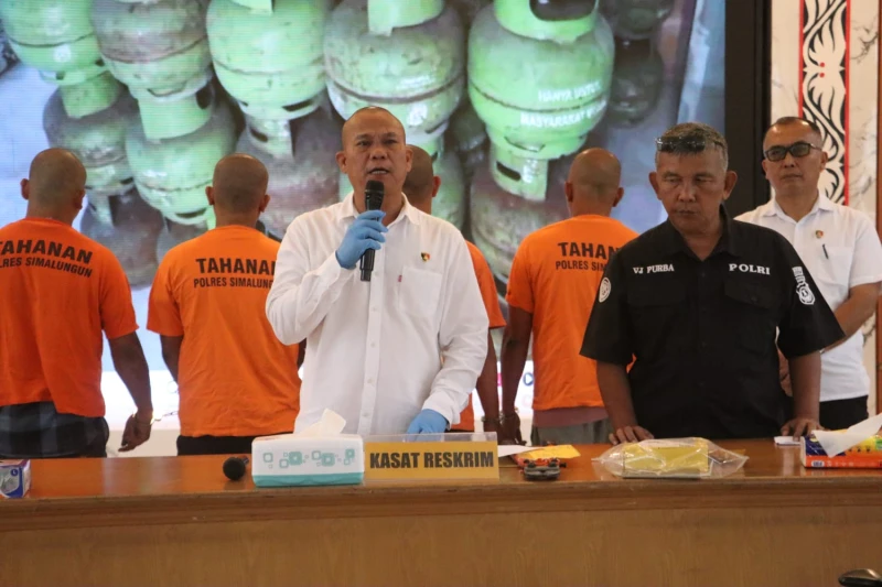 Sindikat Pencuri Tabung Gas Antar kabupaten Berhasil di ungkap Satres Simalungun : 4 Pelaku  Diringkus, 112 Tabung Diamankan - TajamNews