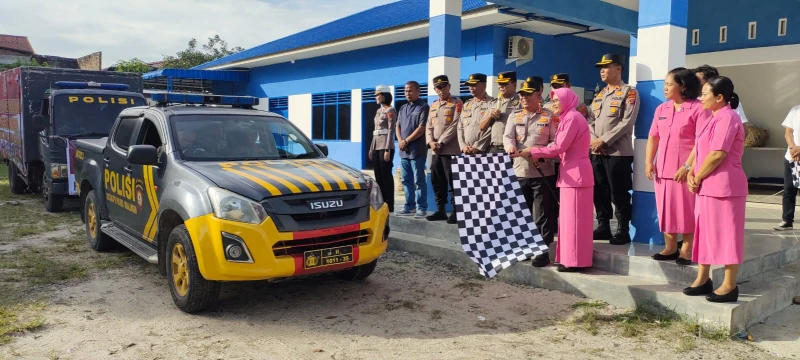 Kapolres Marganda Aritonang Pimpin Langsung Pengiriman 1.620 Paket Bantuan untuk Korban Siklon Tropis Sumut - www.tajamnews.co.id