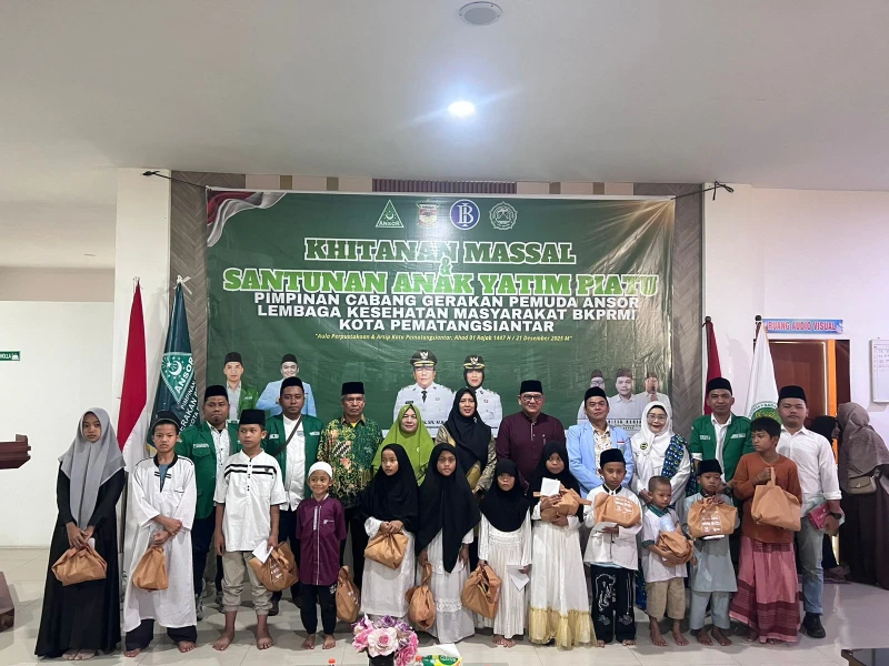 Wujudkan kepedulian Sosial GP Ansor dan BKPRMI Pematangsiantar gelar khitanan massal dan santunan anak yatim piatu - TajamNews