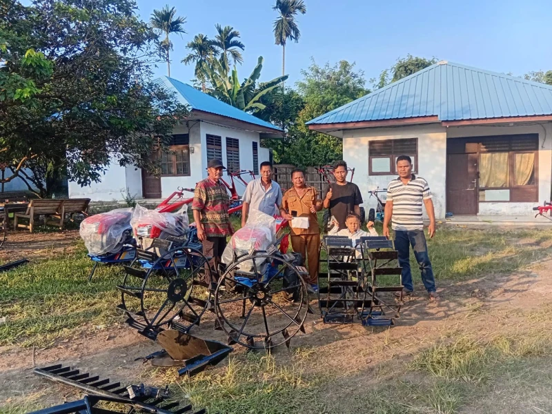 Dinas Pertanian Deli Serdang Perkuat Petani Kecamatan Hamparan Perak Lewat TR Roda Dua - TajamNews