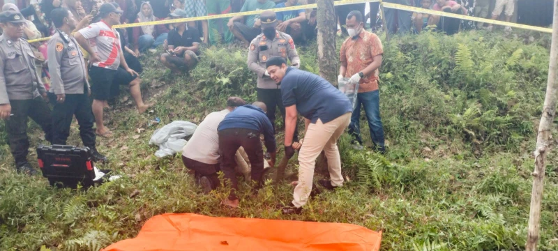 Luar Biasa! Tim Jatanras Polres Simalungun Ungkap Pembunuhan Sadis dalam 4 Jam, Pelaku Remaja 15 Tahun Ditangkap - TajamNews