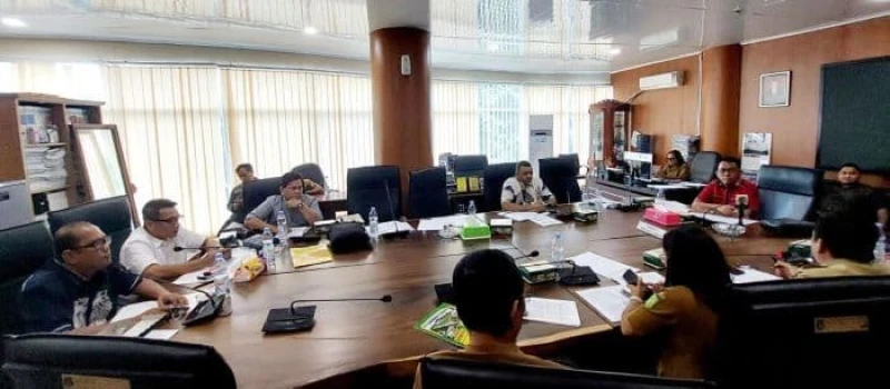 RDP Memanas ! Komisi IV DPRD Kota Medan Nilai Proyek Jalan Meteorologi Bukan Prioritas Warga Medan - TajamNews