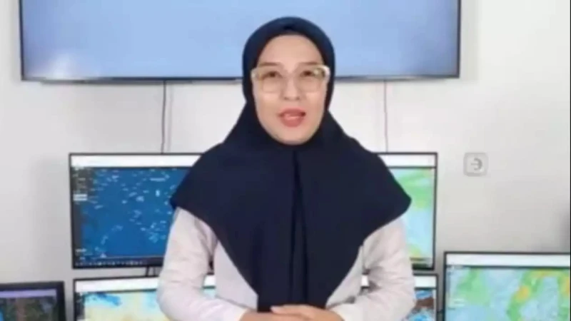 Prakirawan BBMKG Wilayah I Endah Paramitha Peringatkan Potensi Hujan di Sejumlah Wilayah Sumut Pada Hari Ini - TajamNews