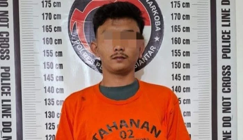 Pemuda di Amankan Satnarkoba Polres Siantar karna Bawa Sabu - TajamNews