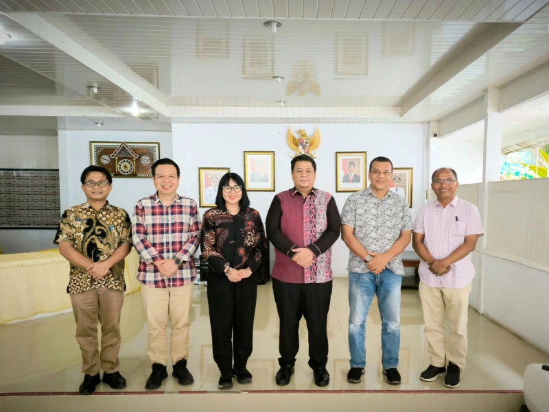 Bupati Samosir Sambut Tim LCDI Fase 2, Pastikan Progres Pompa Surya dan Inklusi Sosial di Desa Sibonor - TajamNews