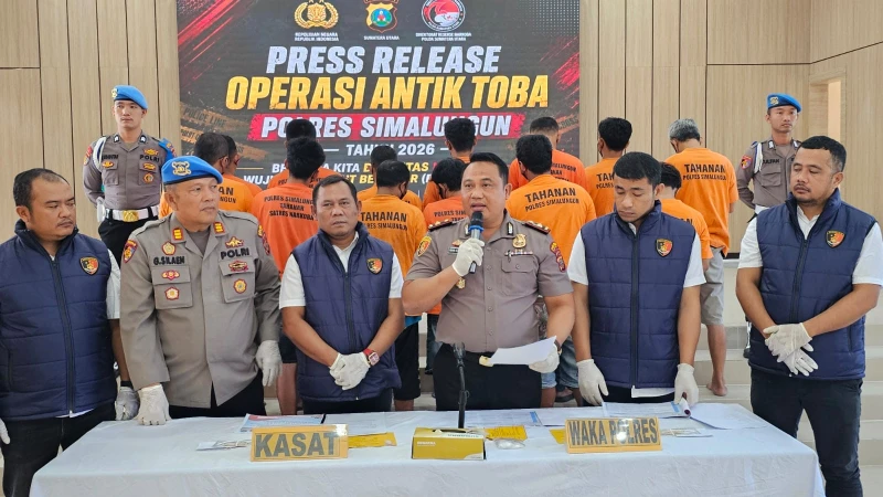 Operasi Antik Toba 2026 Polres Simalungun Pecahkan Rekor: 32 Kasus Dibongkar, 53 Tersangka Diringkus, Ratusan Gram Sabu dan Ganja Disita - www.tajamnews.co.id