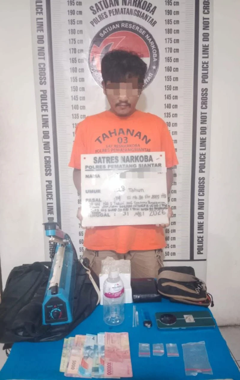 Miliki 3 Paket Sabu, Polres Pematangsiantar Amankan JBS Dirumahnya - TajamNews