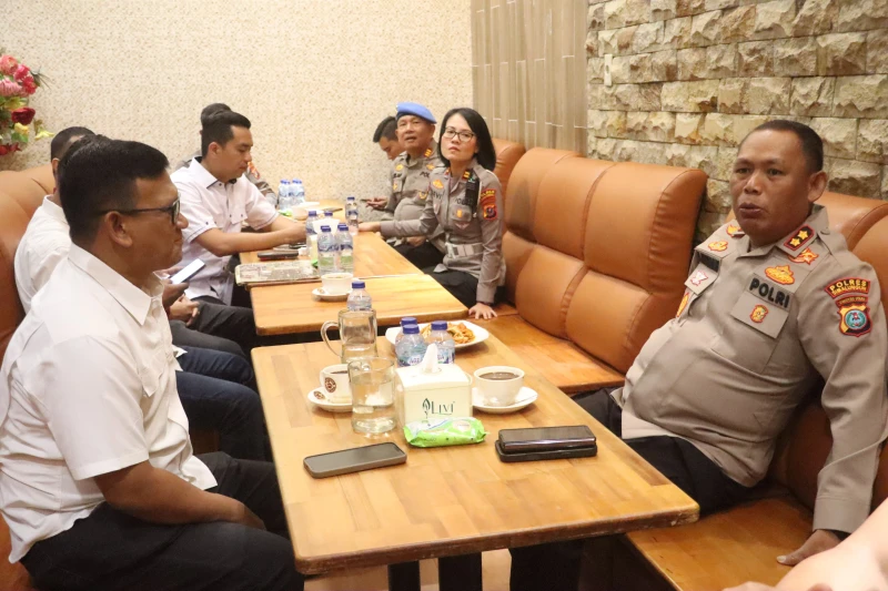 Coffee Morning Kapolres Dan Kajari Simalungun Perkuat Soliditas serta Sinergitas Penegakan Hukum Demi Rasa Aman dan Keadilan - www.tajamnews.co.id