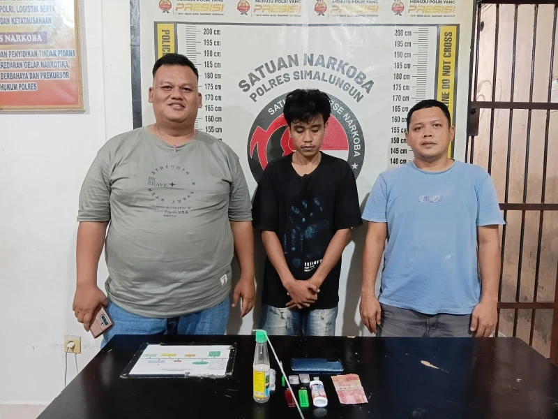 Polsek Bandar Huluan Gerebek enam orang saat pesta sabu di  bekas warung nagori wonorejo. - www.tajamnews.co.id