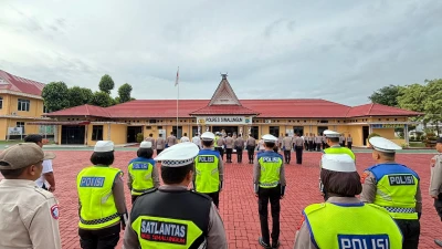 Polres Simalungun Tingkatkan Kesiagaan Hadapi Akhir Tahun, Kapolres: "Polri untuk Masyarakat Harus Jadi Aksi Nyata!" - www.tajamnews.co.id