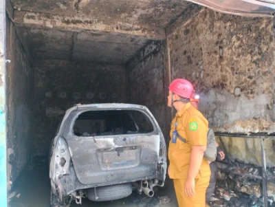 BPBD Medan Pastikan Nihil Korban Jiwa Pada Kebakaran Ruko Berlantai Tiga Terbakar di Medan Area - www.tajamnews.co.id