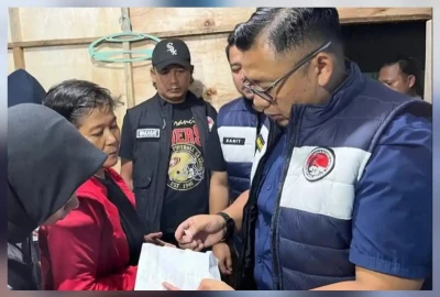 VIRAL JUAL S4BU TERANG-TERANGAN, WANITA 53 TAHUN D1T4NGK4P POLISI - www.tajamnews.co.id