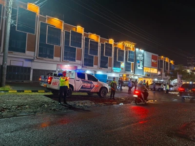 Antisipasi Balap Liar dan Begal, Kanit Gakkum IPDA Yancen Hutabarat Pimpin Patroli Blue Light Jaga Kenyamanan Malam Minggu - www.tajamnews.co.id