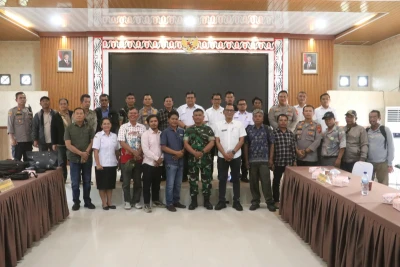 Kapolres Simalungun Pimpin Rakor Percepatan Penyelesaian Sengketa Lahan Sidallogan, Hasilkan Kesepakatan Damai Lewat Mekanisme GTRA - www.tajamnews.co.id